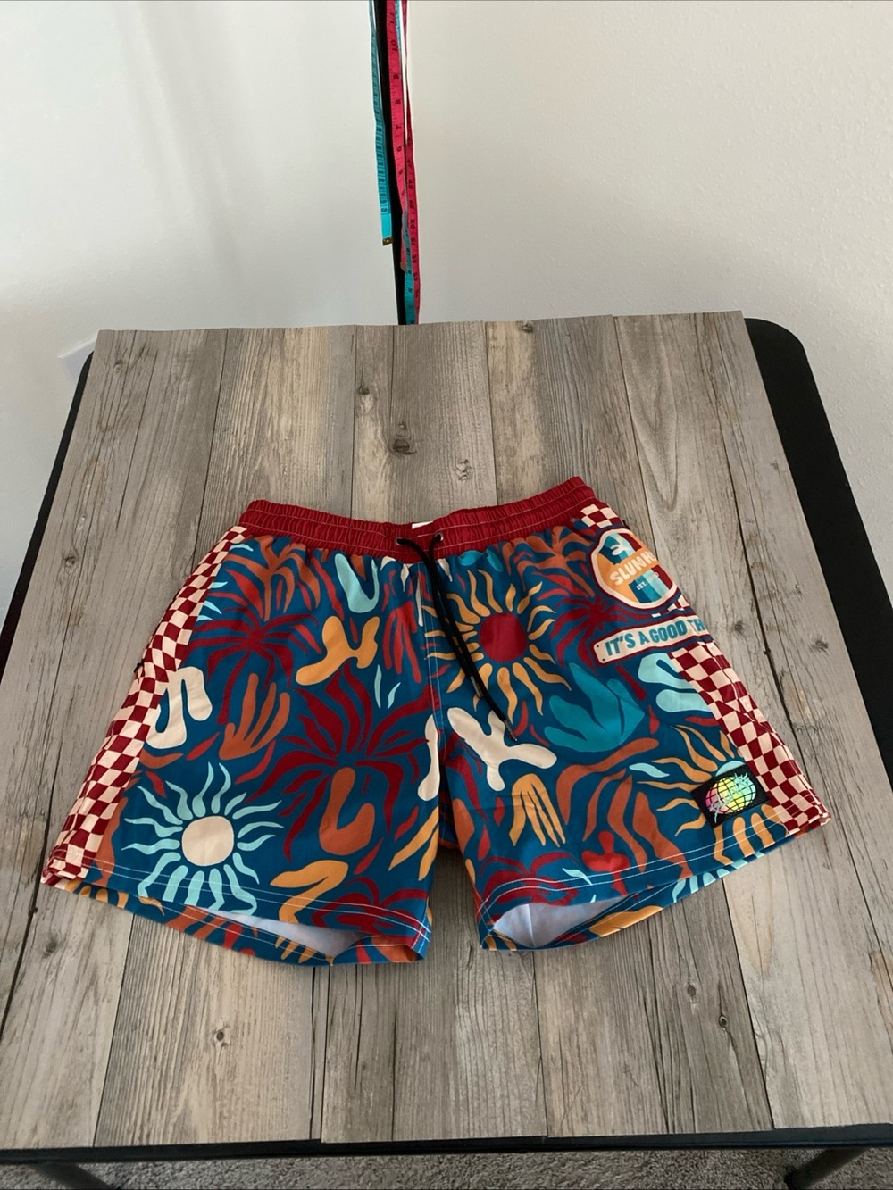 Slunks Volleyball Shorts Tropical Checkerboard Good Things Lined Mens Medium